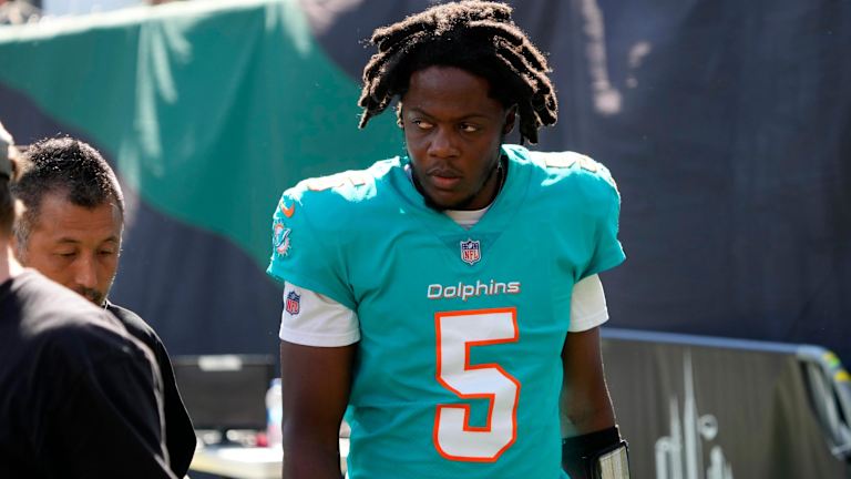 Dolphins QB situation up in the air ahead of Vikings game